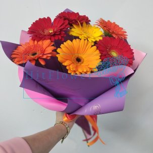 Букет цветов из: Герберы